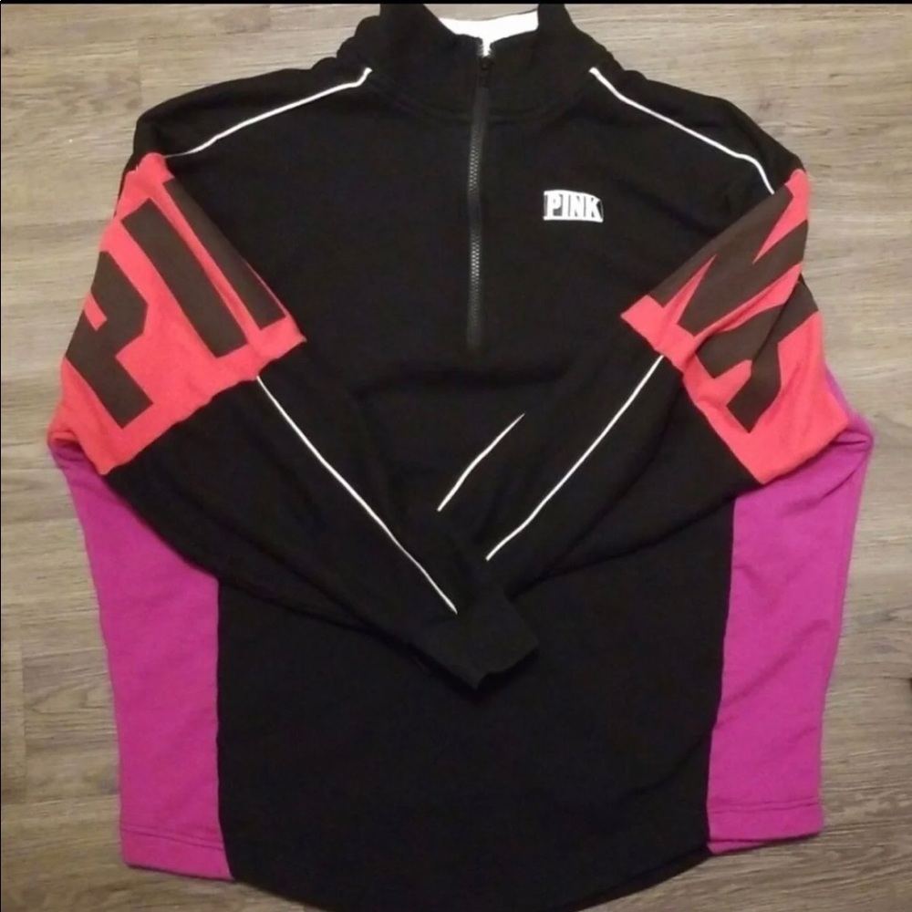 VS half zip up